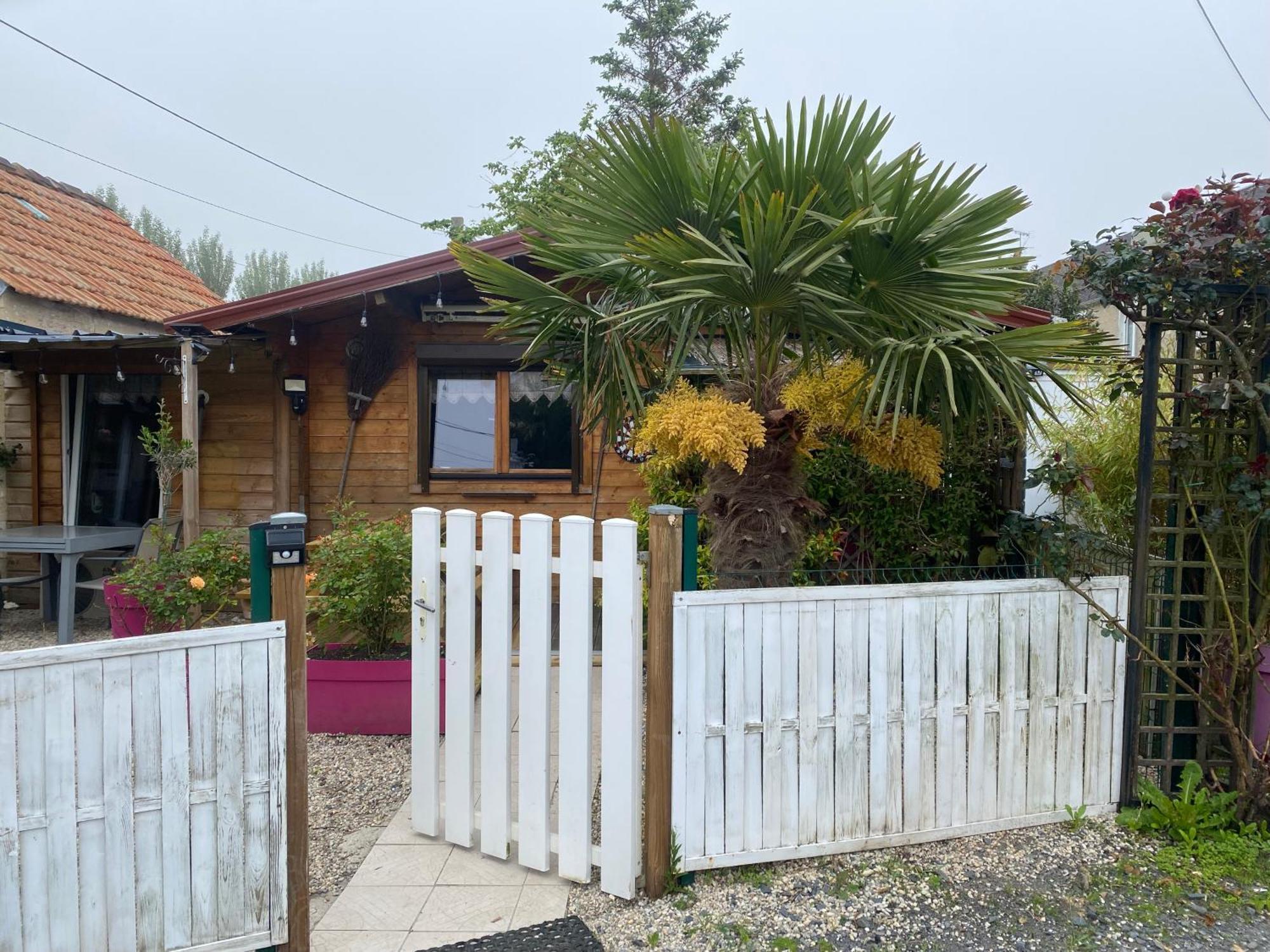Grand Chalet Tout Equipe 6 Personnes Proche Des Plages Du Debarquement Sommervieu Eksteriør billede